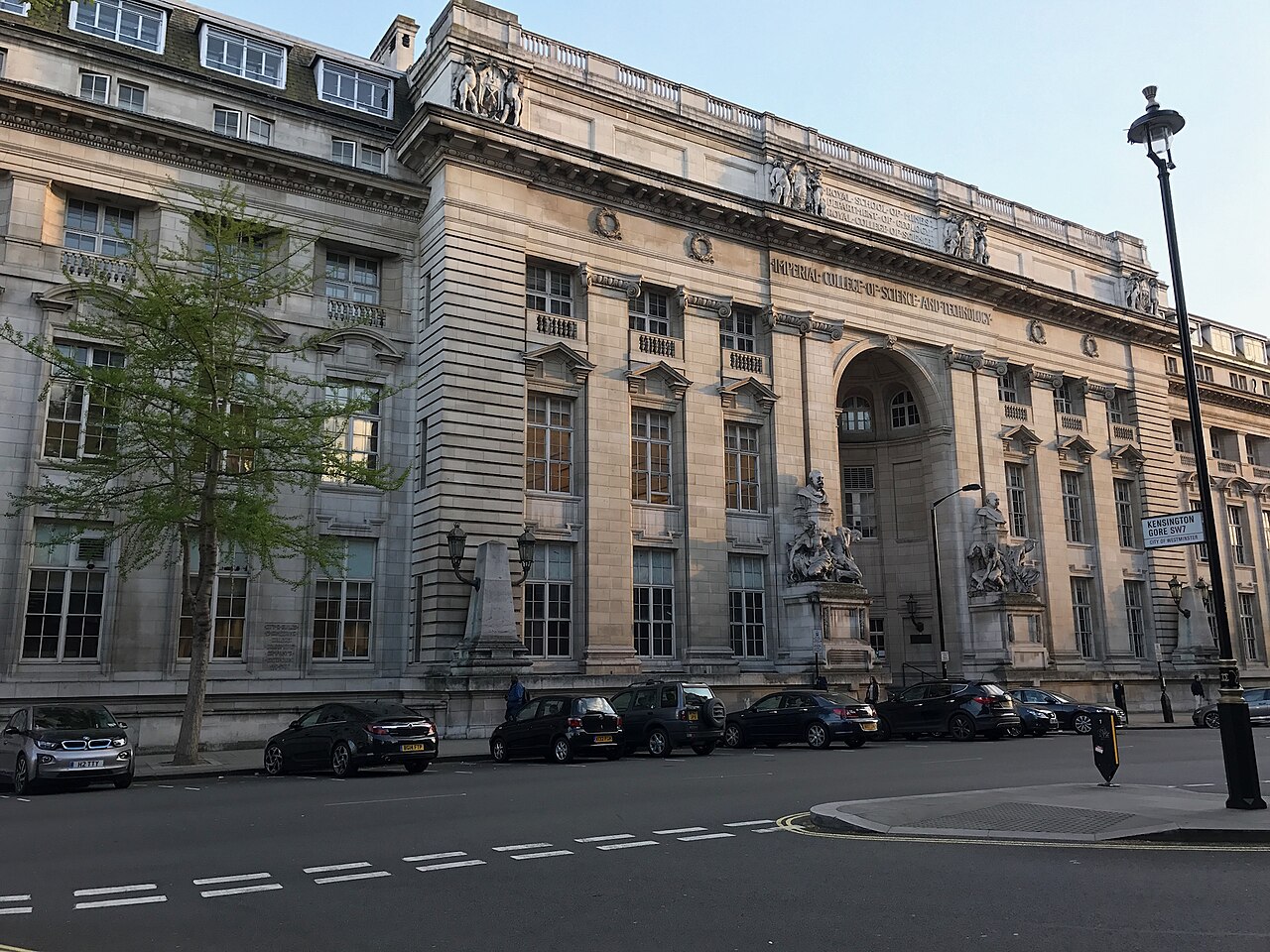 Founding Charters and the Amalgamation of South Kensington Institutes (1851, 1907)
