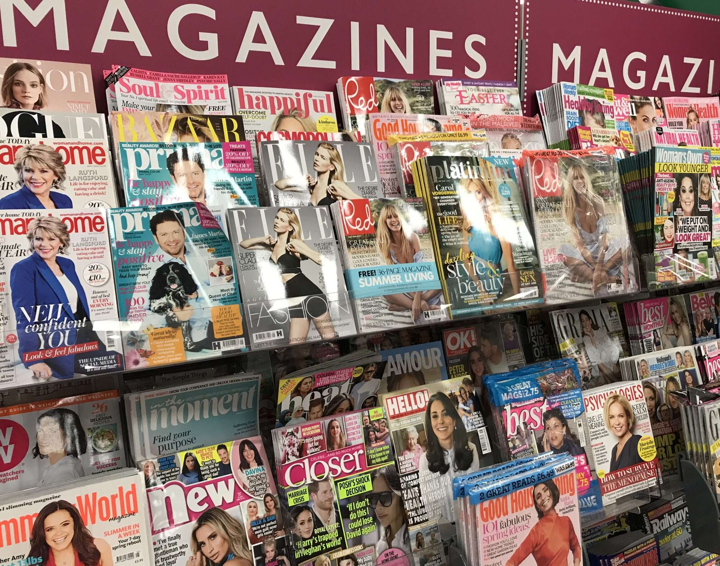 Supply Chain Fractures: Pulp Costs vs. Shrinking Print Runs